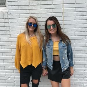 Meet your Posher, Abby